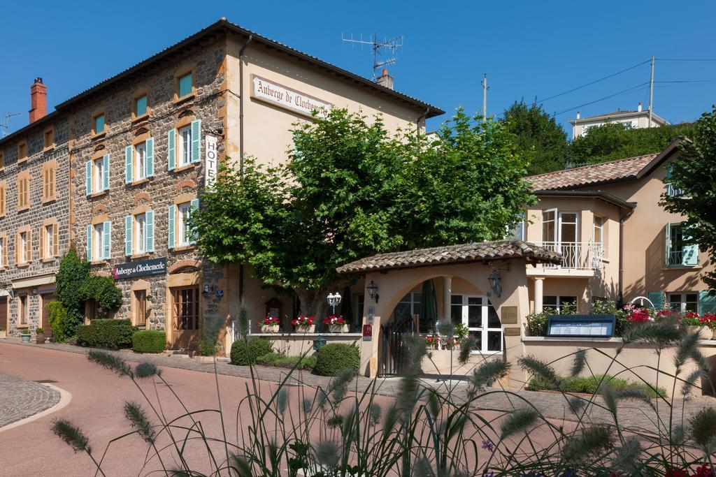 Auberge De Clochemerle, Spa Privatif & Restaurant Gastronomique Vaux-en-Beaujolais Exteriör bild
